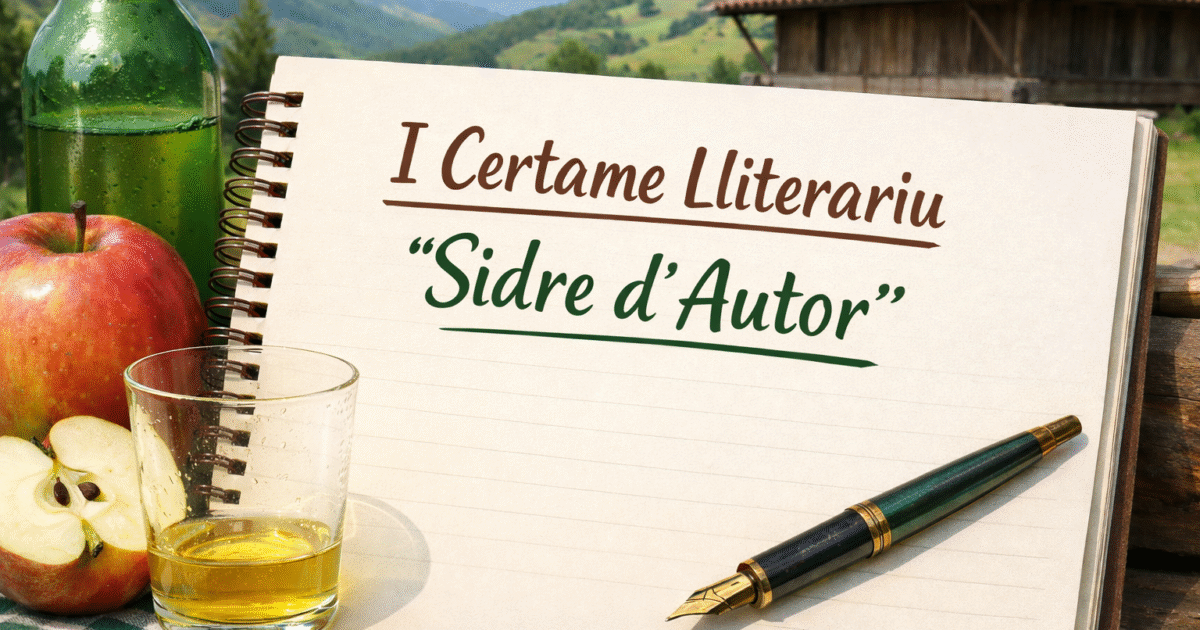 Vasu de sidre escanciada y cuadernu col títulu del I Certame Lliterariu “Sidre d’Autor”