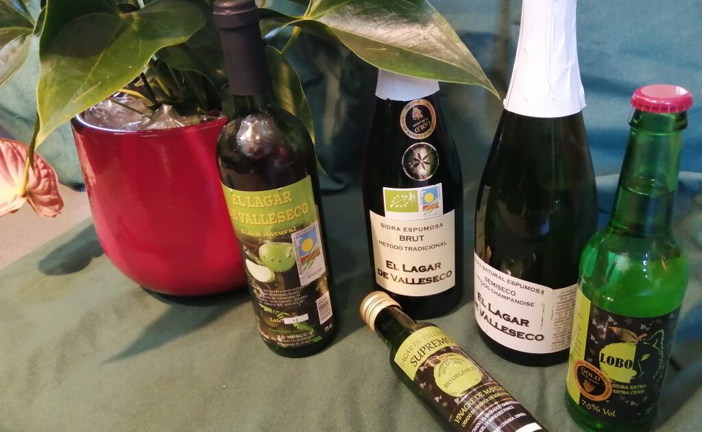 Botelles y vinagre de sidre El Lagar de Valleseco