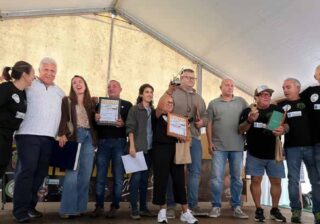Premiaos y participantes en Restalla la Sidra de Morea en 2026