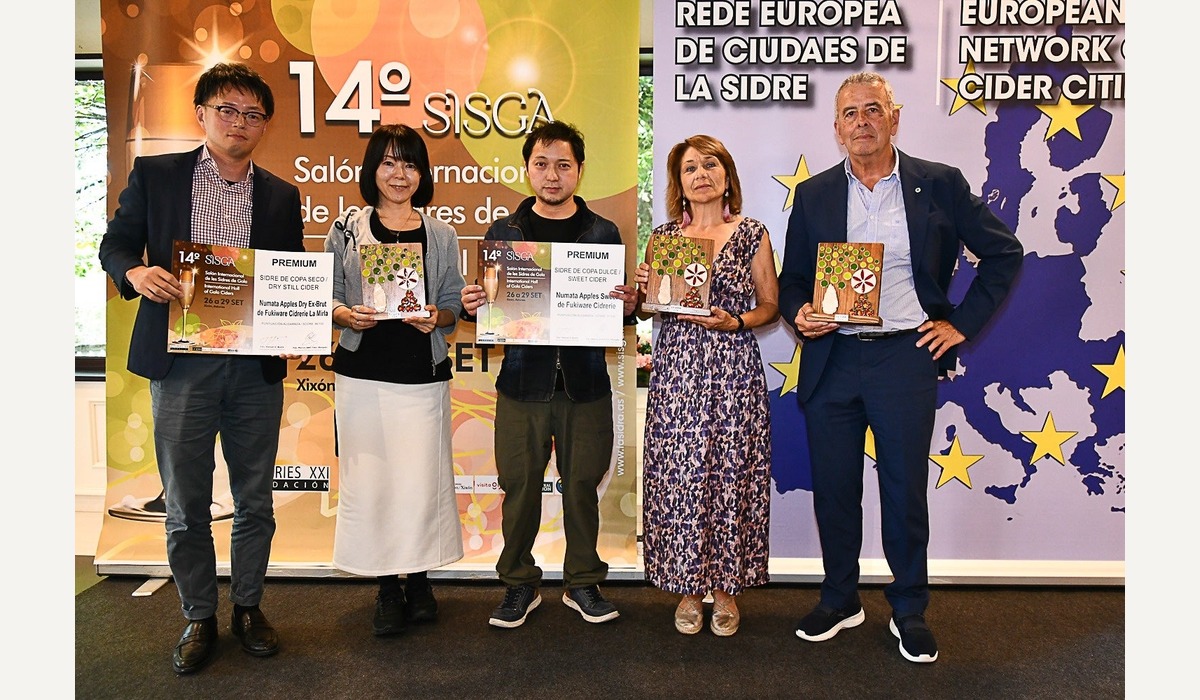 Japanese representatives of Fukiware Cidrerie at SISGA 2024